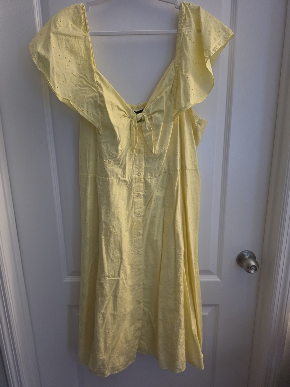 City Chic Sunlit Yellow Eyelet Tie-Front Midi Dress - Picture 2 of 10